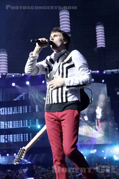MUSE - 2013-06-21 - SAINT DENIS - Stade de France - Matthew James Bellamy